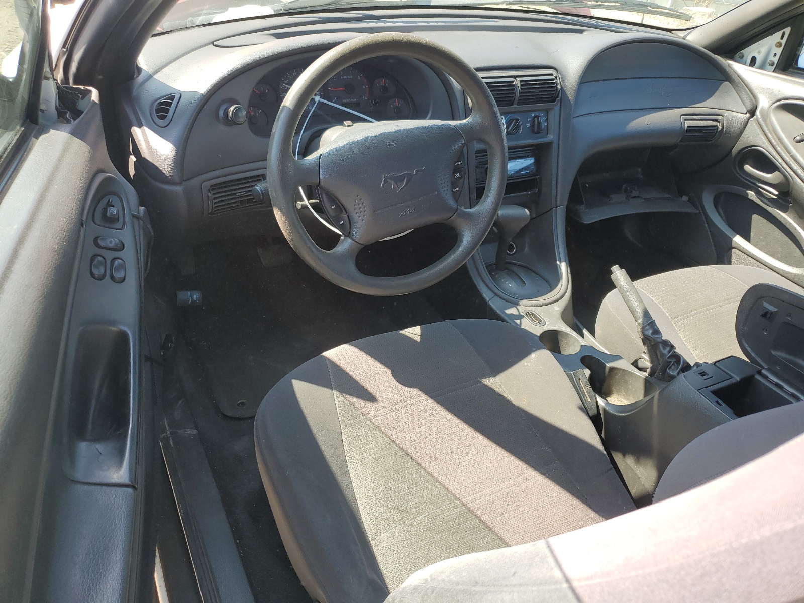 1FAFP40441F140444 2001 Ford Mustang