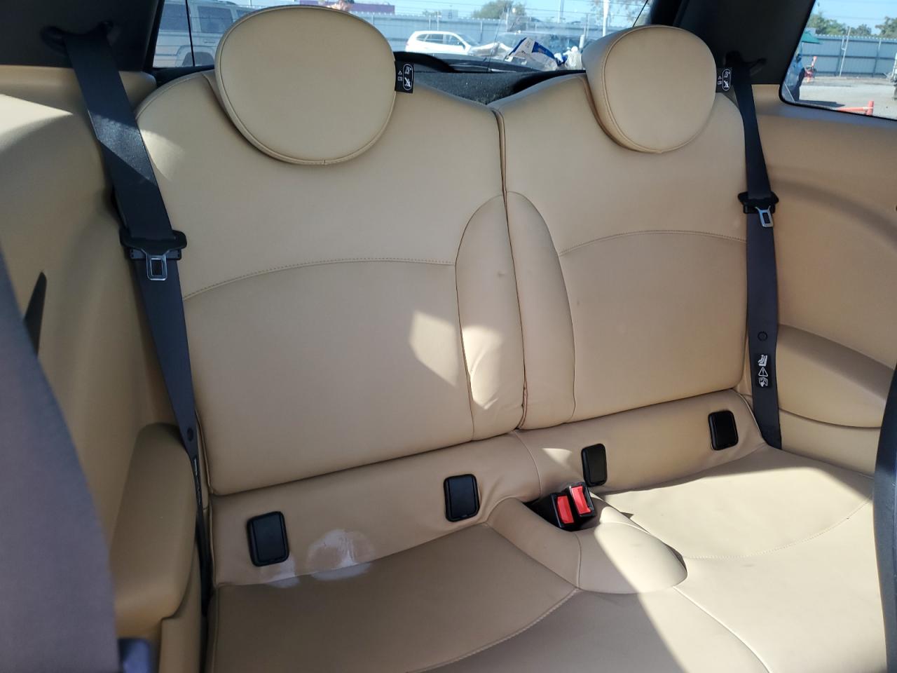 2007 Mini Cooper S VIN: WMWMF73517TL85655 Lot: 61858894