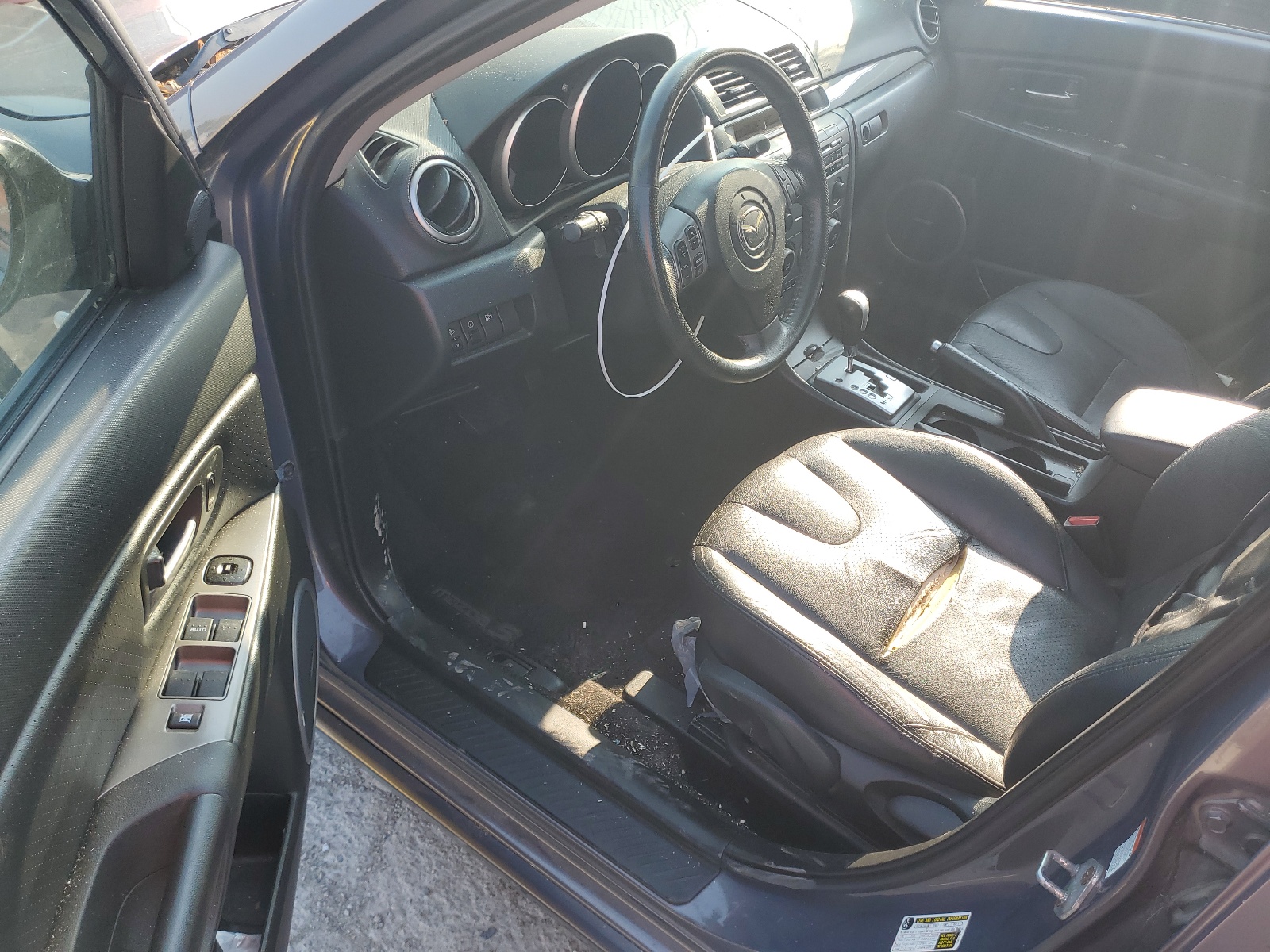 JM1BK323671630993 2007 Mazda 3 S