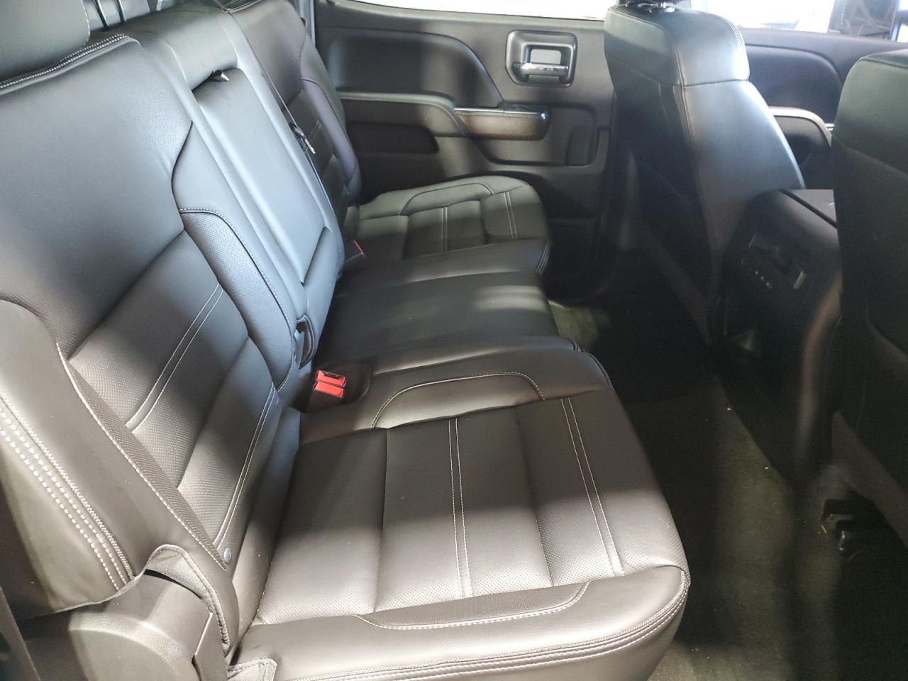 2018 GMC Sierra K3500 Denali VIN: 1GT42YEY2JF103105 Lot: 61787794