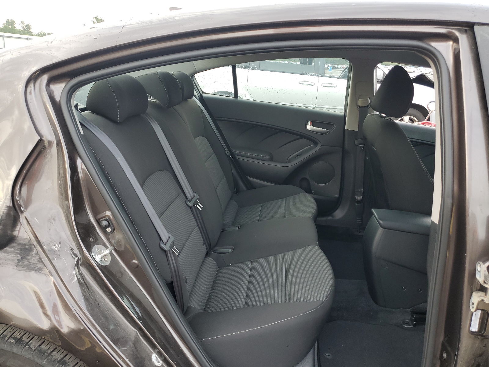 3KPFK4A71HE148569 2017 Kia Forte Lx