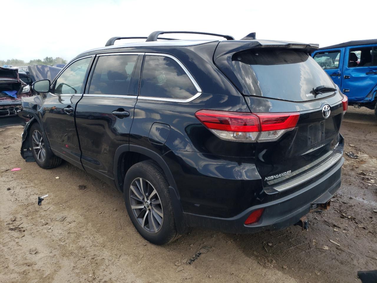 2018 Toyota Highlander Se VIN: 5TDJZRFH1JS837348 Lot: 62879844