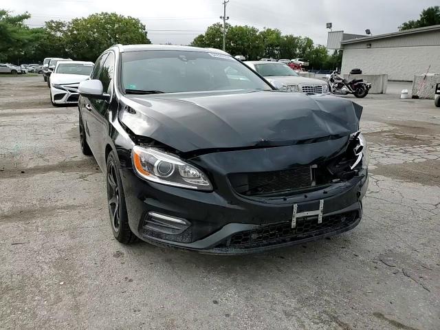 2016 Volvo V60 T6 R-Design VIN: YV1902SP0G1303081 Lot: 64826934