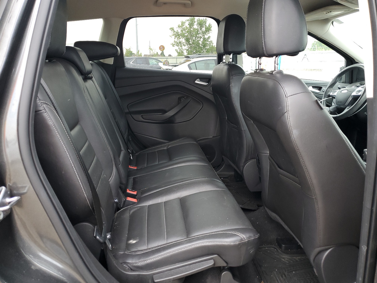 1FMCU9JX8GUB81462 2016 Ford Escape Titanium