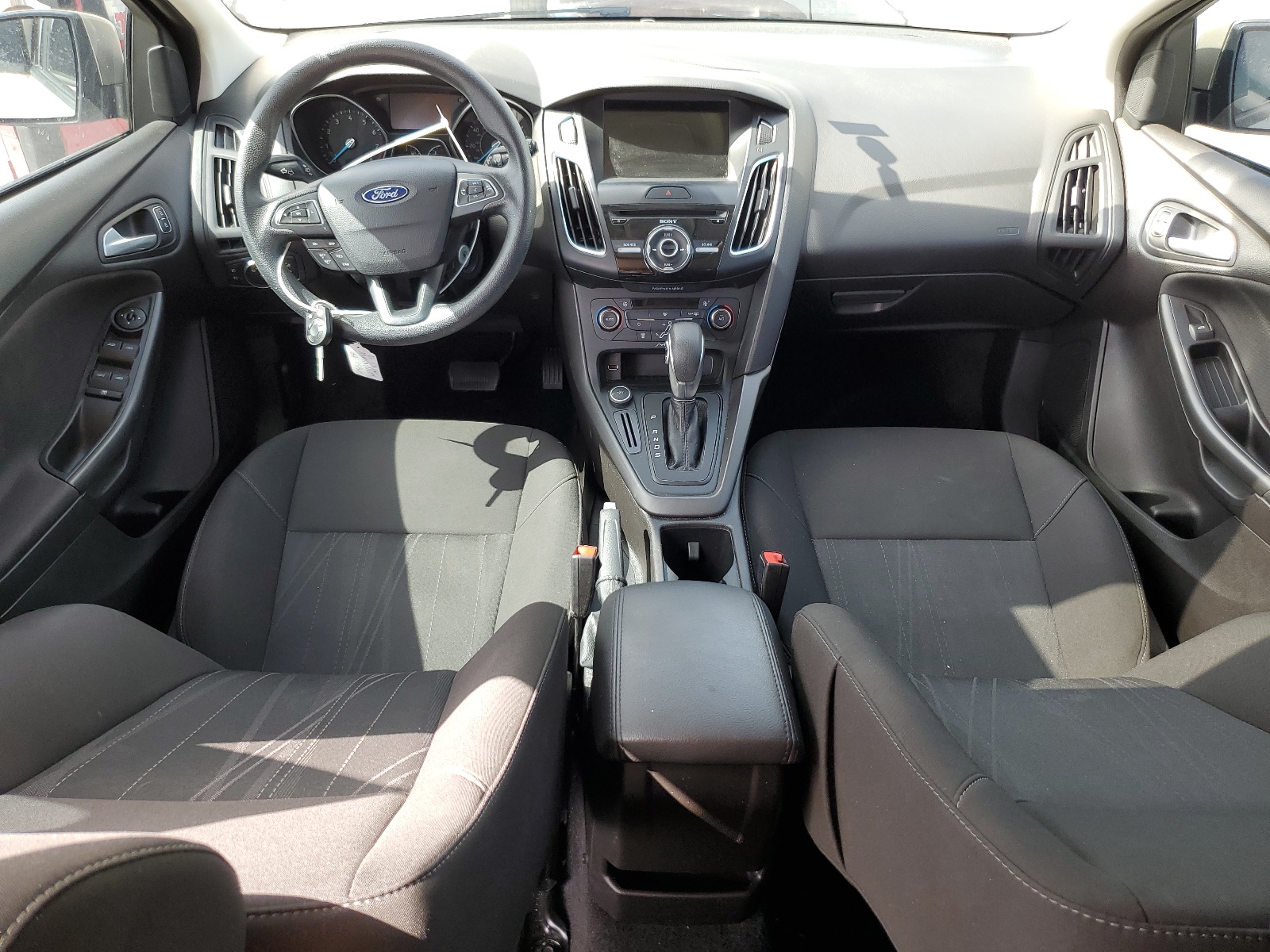 1FADP3M22HL262550 2017 Ford Focus Sel