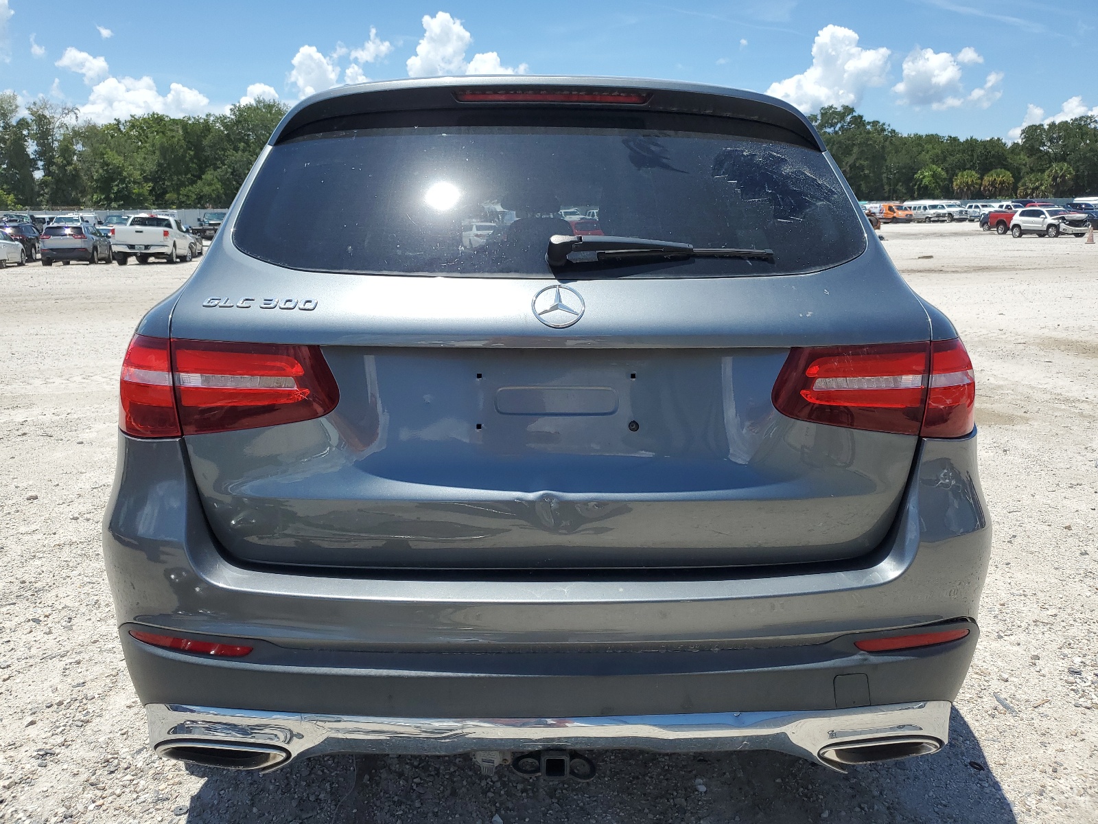 2019 Mercedes-Benz Glc 300 vin: WDC0G4JB9KV143645