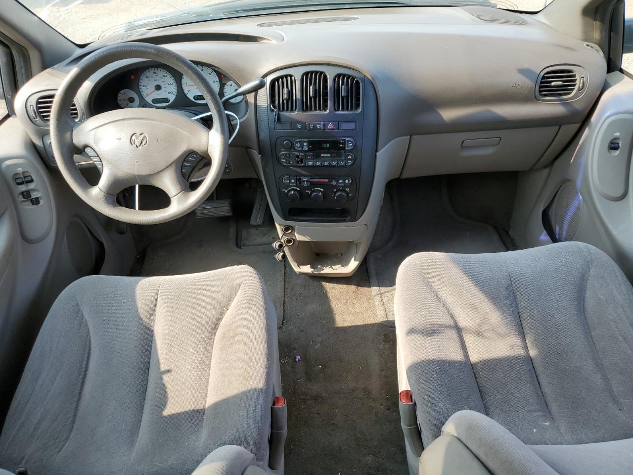 2002 Dodge Grand Caravan Sport VIN: 2B4GP44302R741664 Lot: 63966684