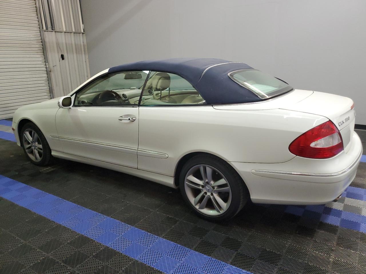 2007 Mercedes-Benz Clk 350 VIN: WDBTK56F07T083565 Lot: 65652414