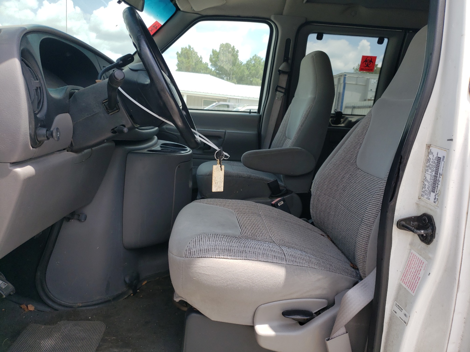 1FBSS31SXWHA15740 1998 Ford Econoline E350 Super Duty