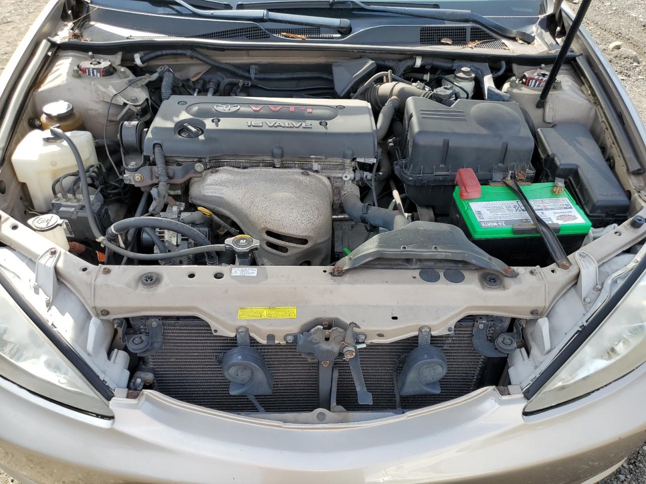 2004 Toyota Camry Le VIN: 4T1BE32K94U310281 Lot: 61008324