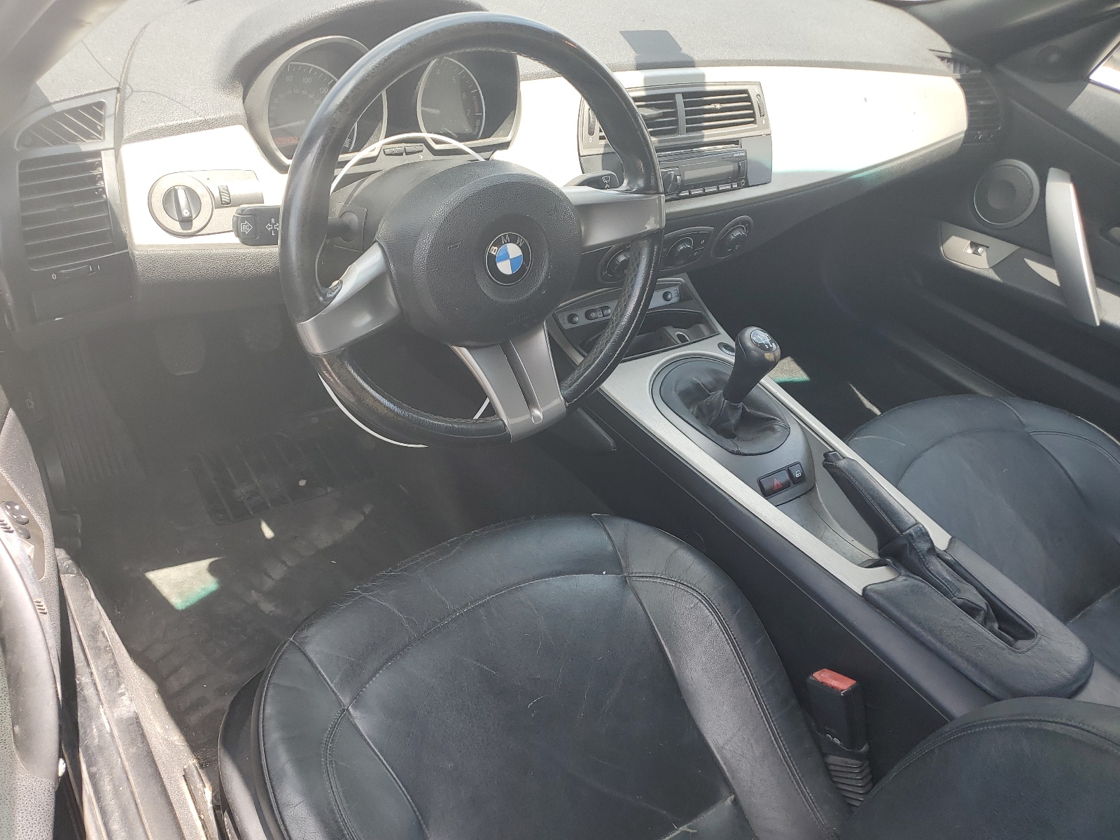 4USBT33493LR61466 2003 BMW Z4 2.5