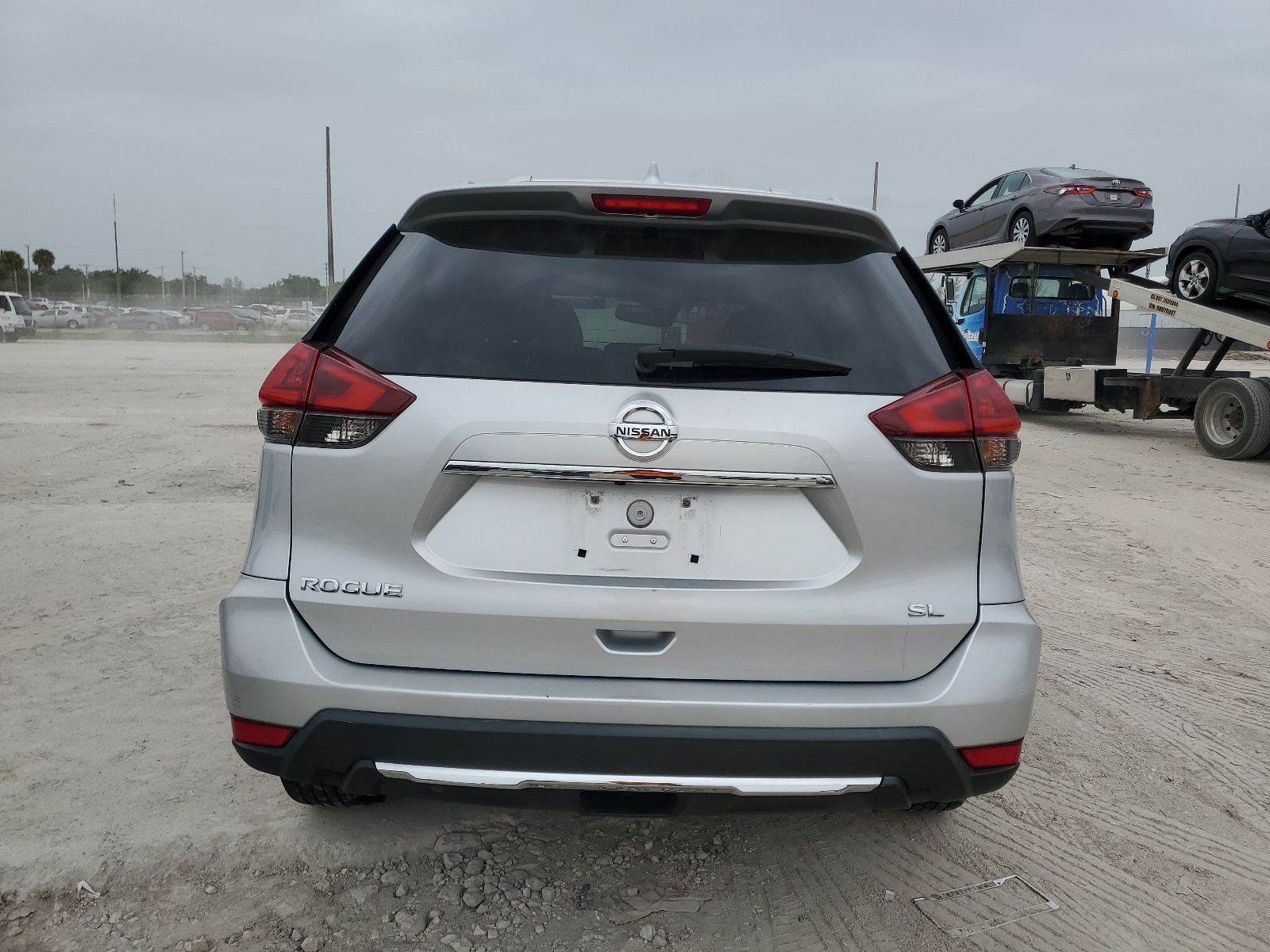 5N1AT2MT3JC799585 2018 Nissan Rogue S