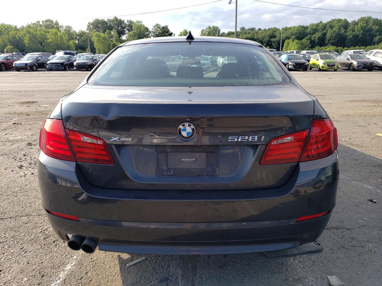 2013 BMW 528 Xi VIN: WBAXH5C52DDW12112 Lot: 63301404