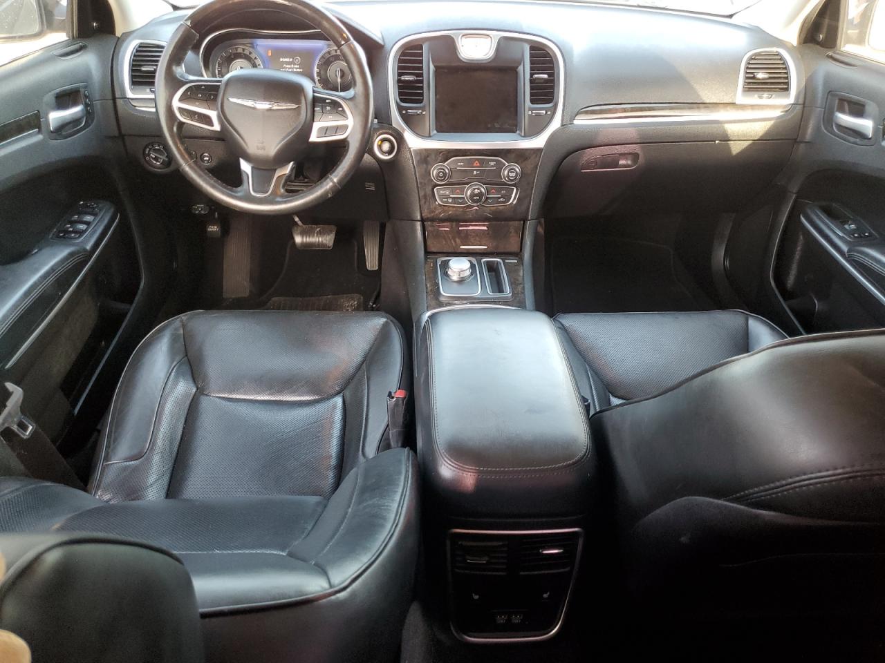 2019 Chrysler 300 Limited VIN: 2C3CCAEG0KH697480 Lot: 61566734