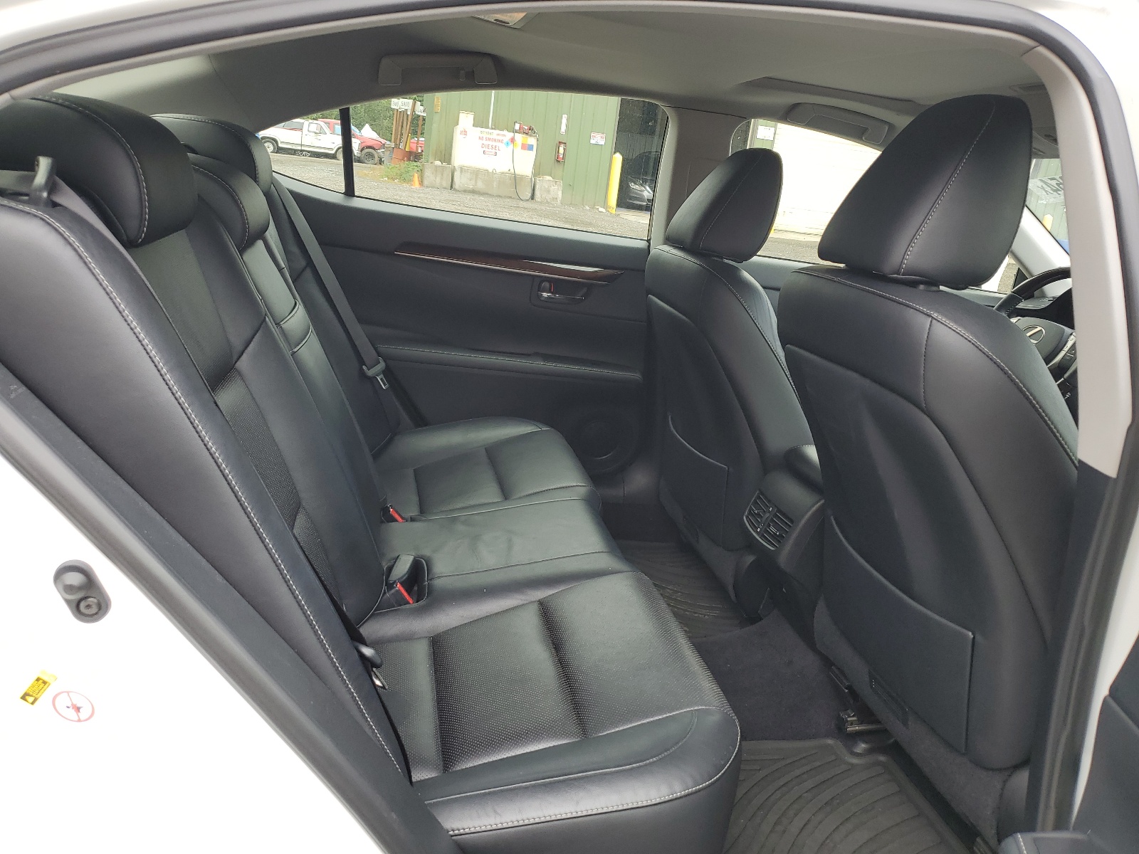 JTHBK1GGXF2157459 2015 Lexus Es 350