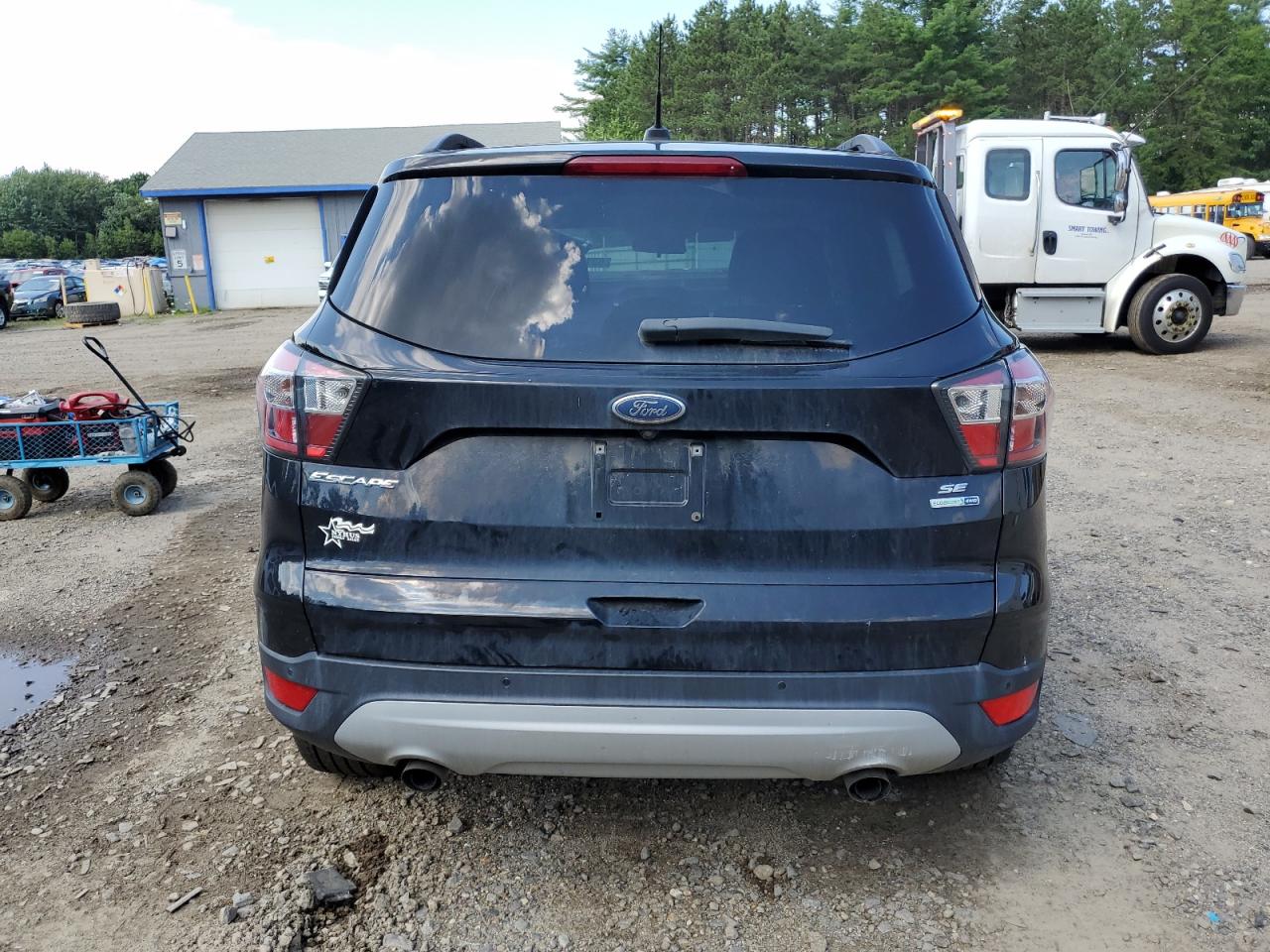 2017 Ford Escape Se VIN: 1FMCU9G98HUA68217 Lot: 63129304