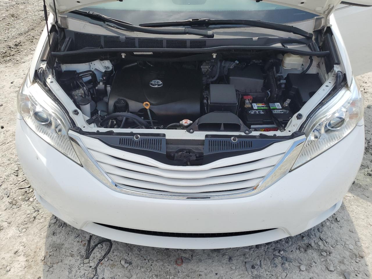 2017 Toyota Sienna Le VIN: 5TDKZ3DC2HS849222 Lot: 65810004