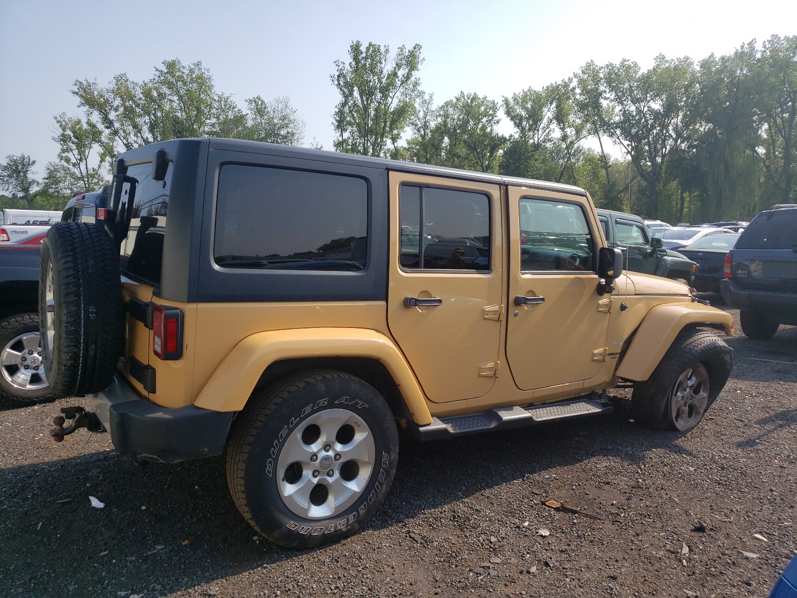 2013 Jeep Wrangler Unlimited Sahara vin: 1C4BJWEG8DL666459