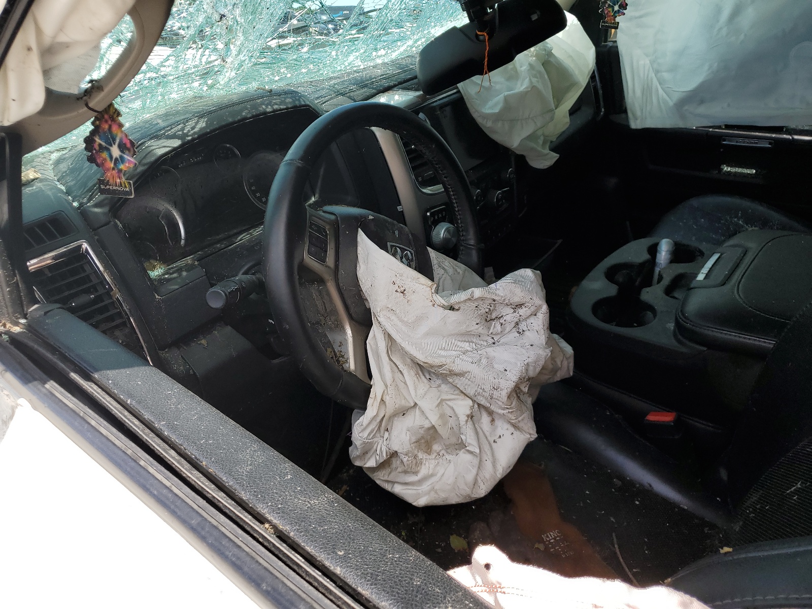 1C6RR7NT4GS321618 2016 Ram 1500 Laramie