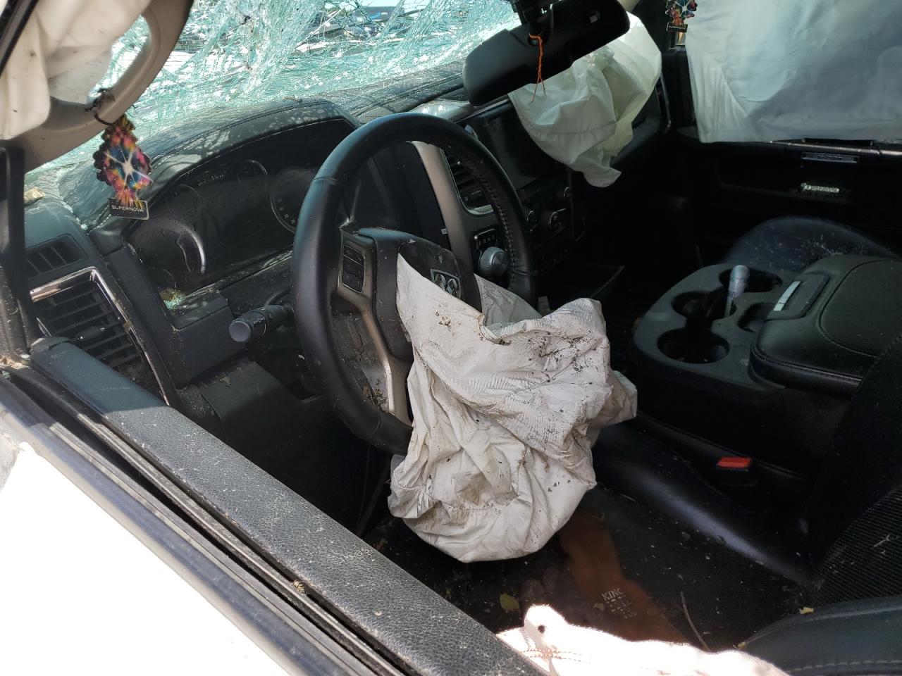 2016 Ram 1500 Laramie VIN: 1C6RR7NT4GS321618 Lot: 61108924