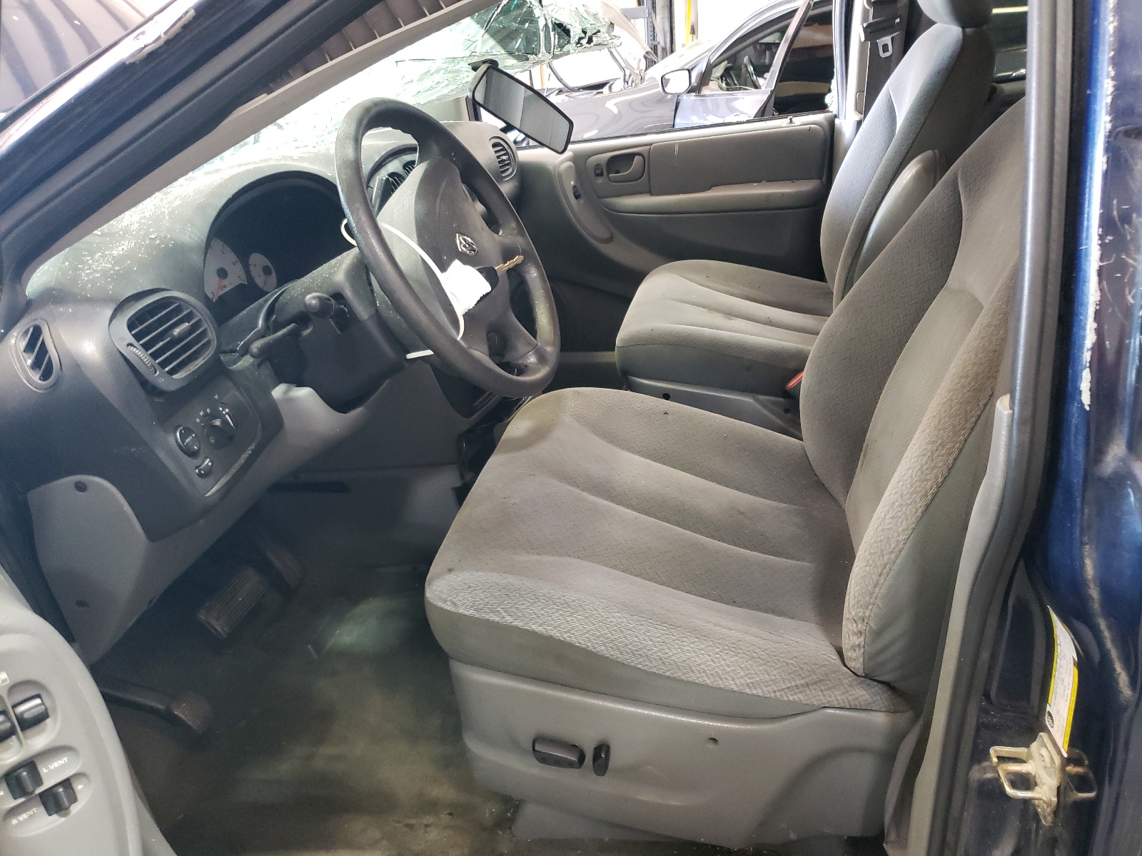 1D4GP24R95B294883 2005 Dodge Grand Caravan Se