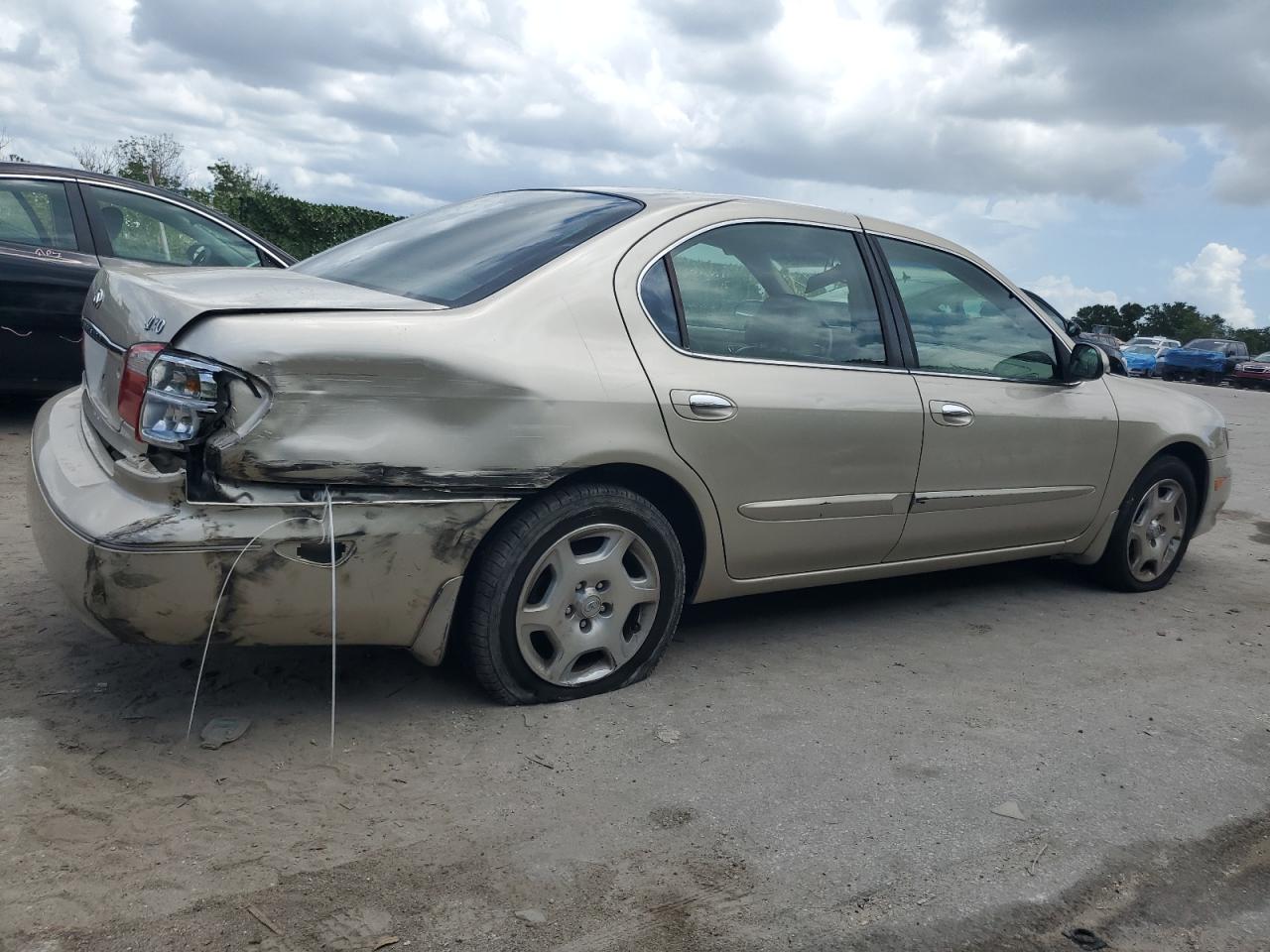 2000 Infiniti I30 VIN: JNKCA31A8YT206758 Lot: 64688694