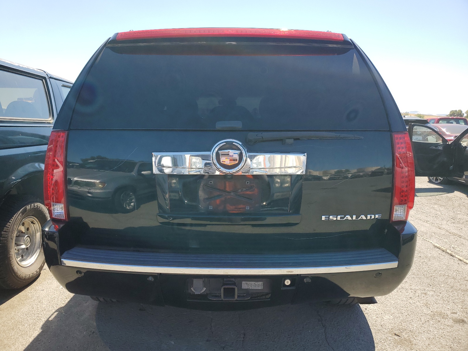 1GYFK63848R131071 2008 Cadillac Escalade Luxury