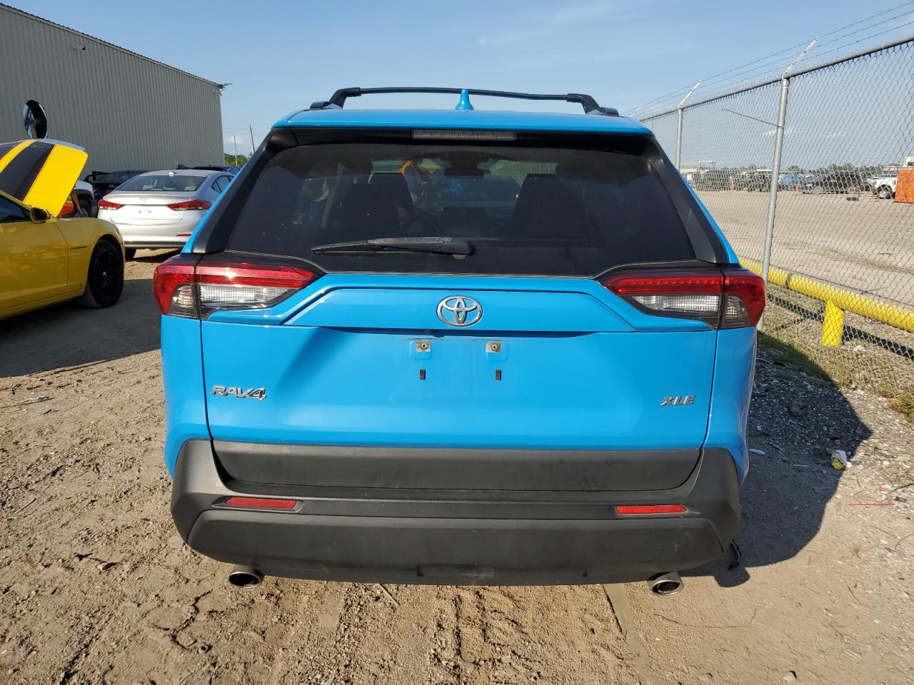 2020 Toyota Rav4 Xle Premium VIN: JTMC1RFV0LD520343 Lot: 63260374