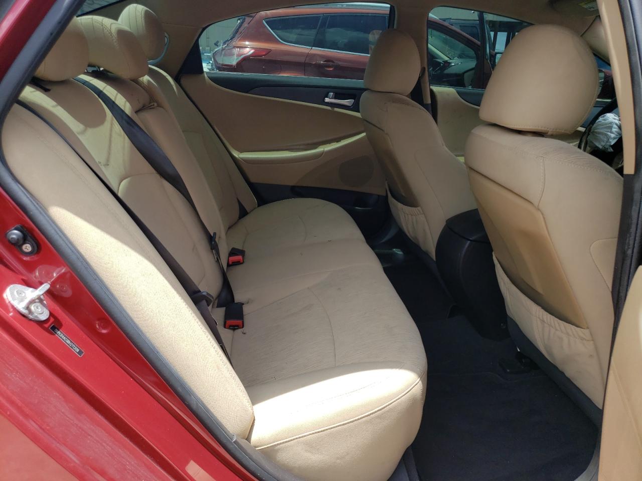 2011 Hyundai Sonata - Image 10