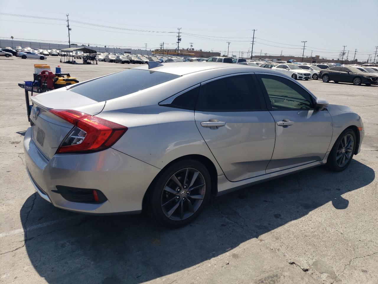 VIN JHMFC1F78KX009968 2019 HONDA CIVIC no.3