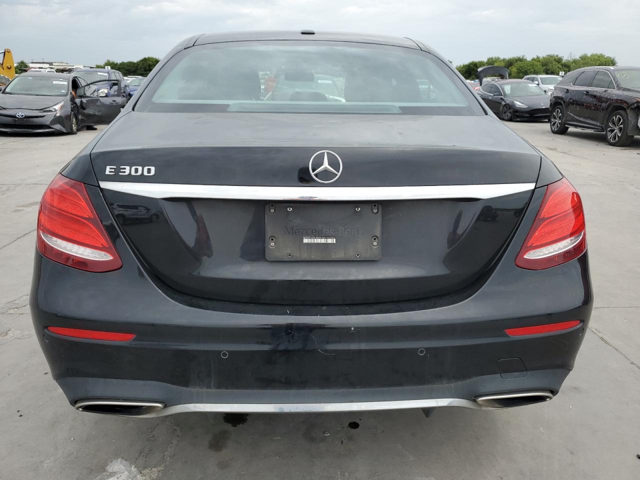 2017 Mercedes-Benz E 300 VIN: WDDZF4JB5HA078105 Lot: 61641984