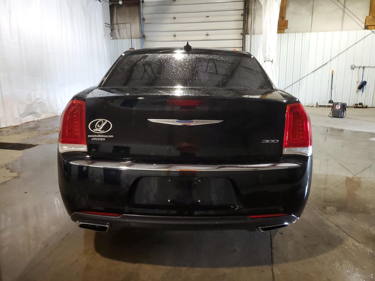 2018 Chrysler 300 Touring VIN: 2C3CCARG7JH194389 Lot: 61152814