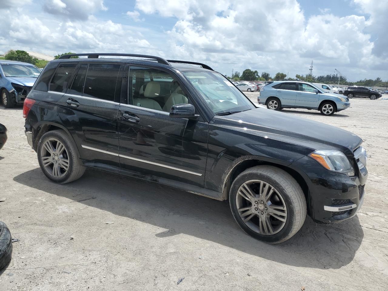 VIN WDCGG5HB2DG124632 2013 MERCEDES-BENZ GLK-CLASS no.4