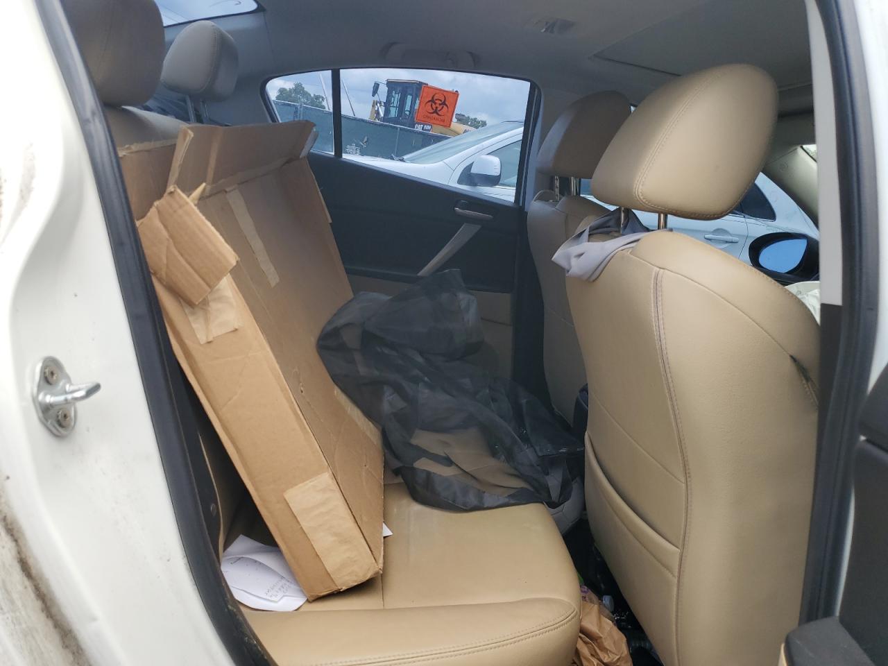 2010 Mazda 3 S VIN: JM1BL1S50A1102179 Lot: 65066484