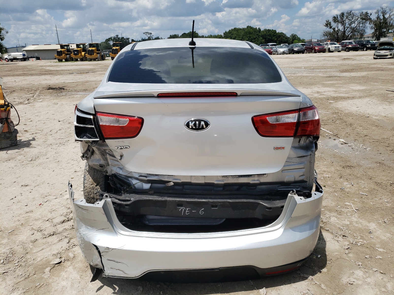 KNADM4A37F6495662 2015 Kia Rio Lx