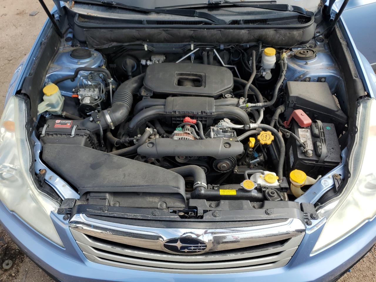 2012 Subaru Outback - Image 11