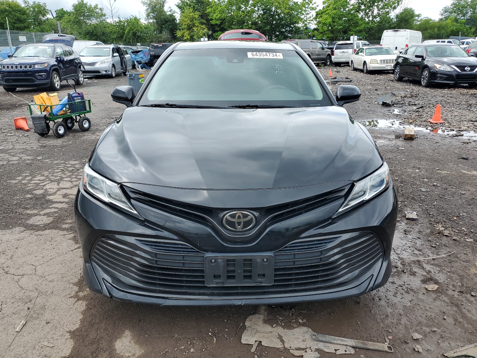 2018 Toyota Camry L vin: 4T1B11HK7JU058601