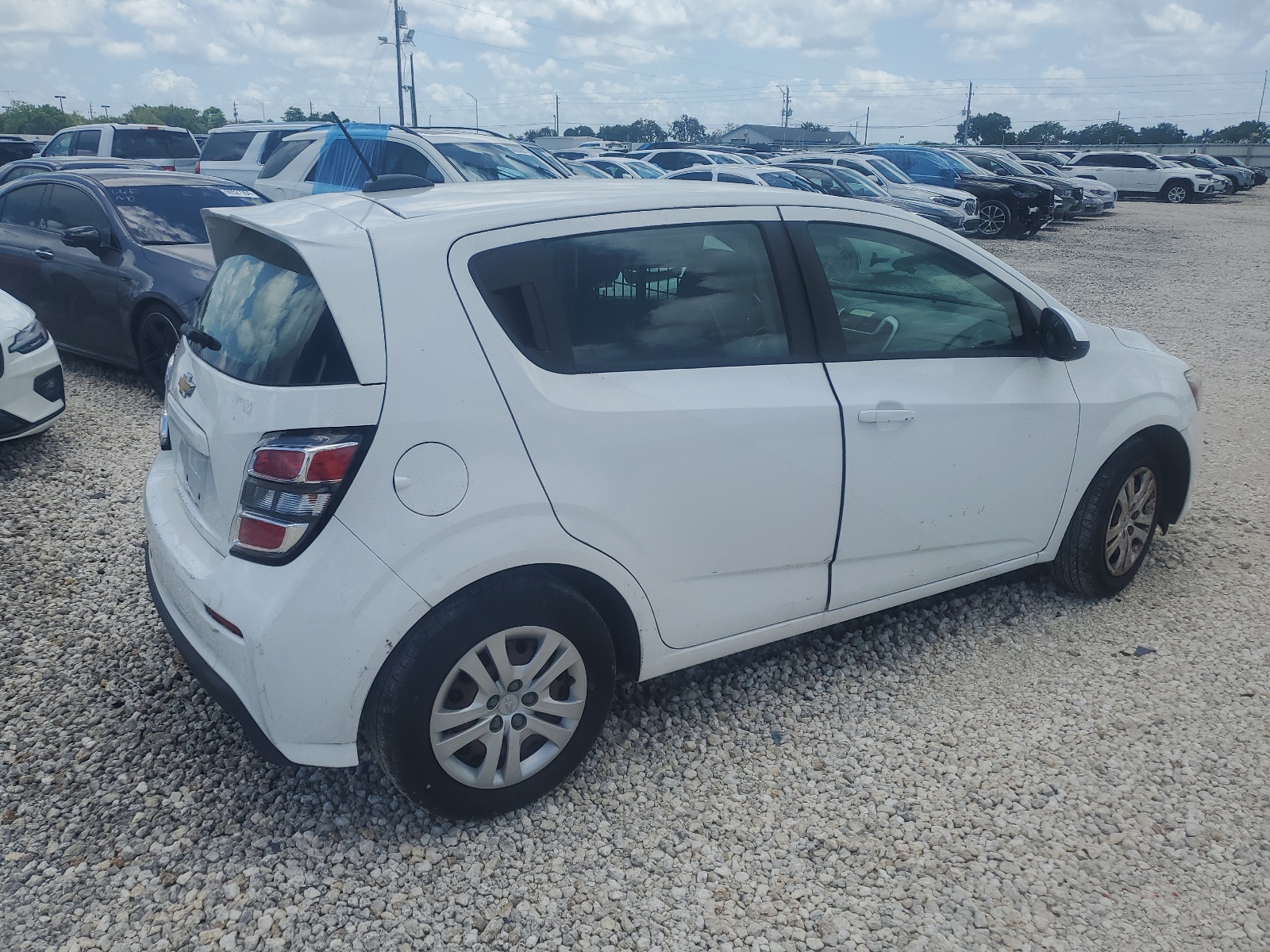 2017 Chevrolet Sonic vin: 1G1JG6SHXH4172443