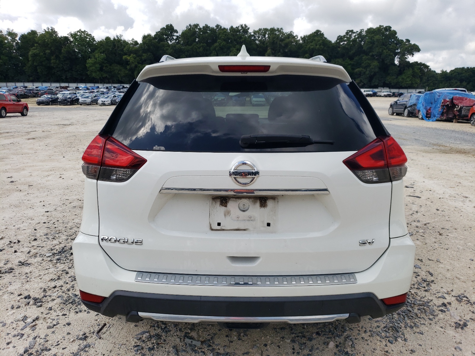 5N1AT2MT7HC830427 2017 Nissan Rogue S