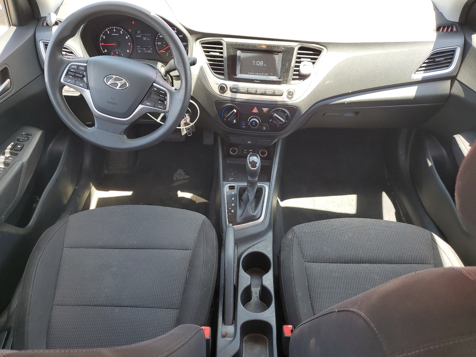 3KPC24A30KE071619 2019 Hyundai Accent Se