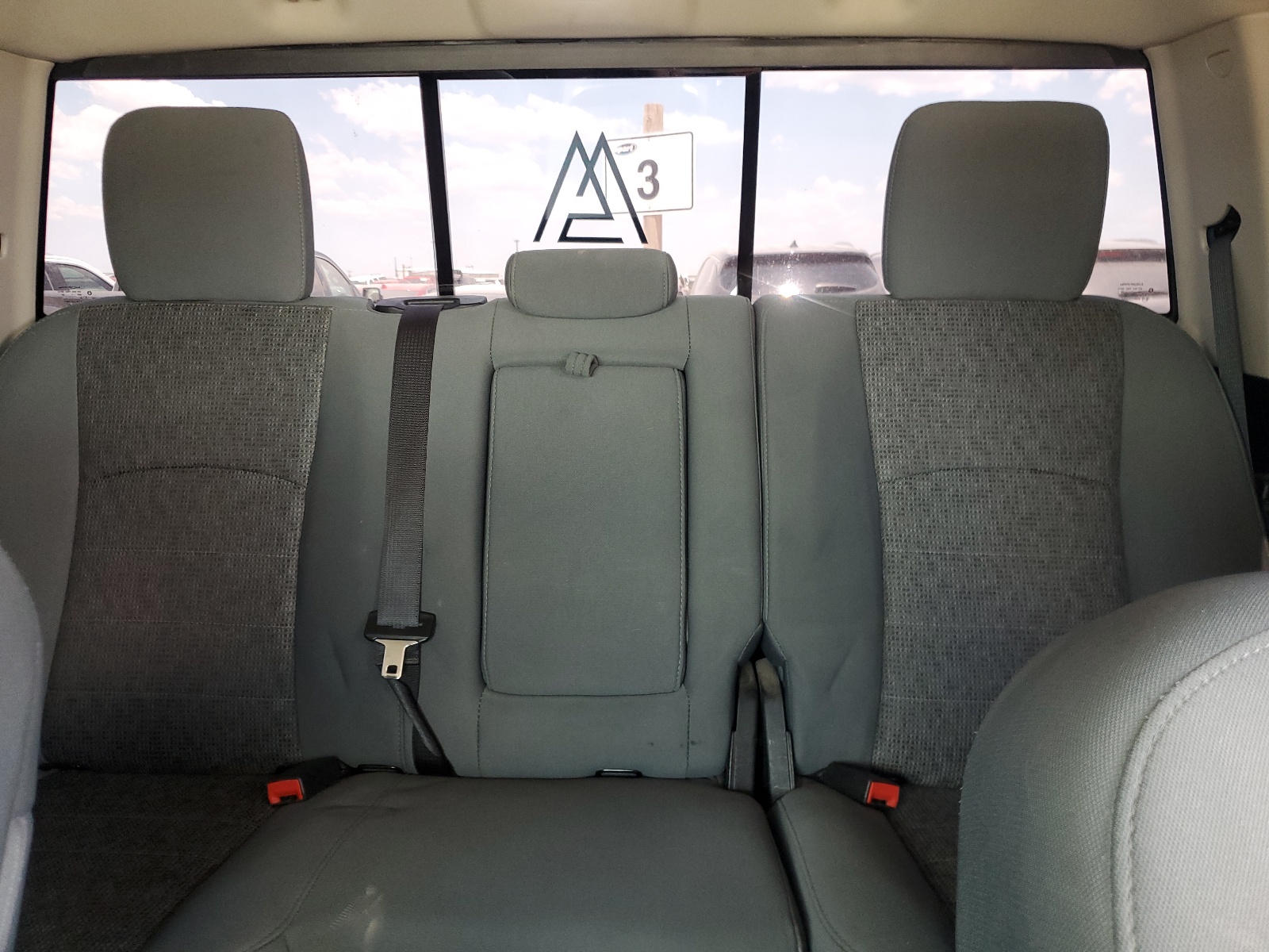 3C6RR7LT2JG140146 2018 Ram 1500 Slt