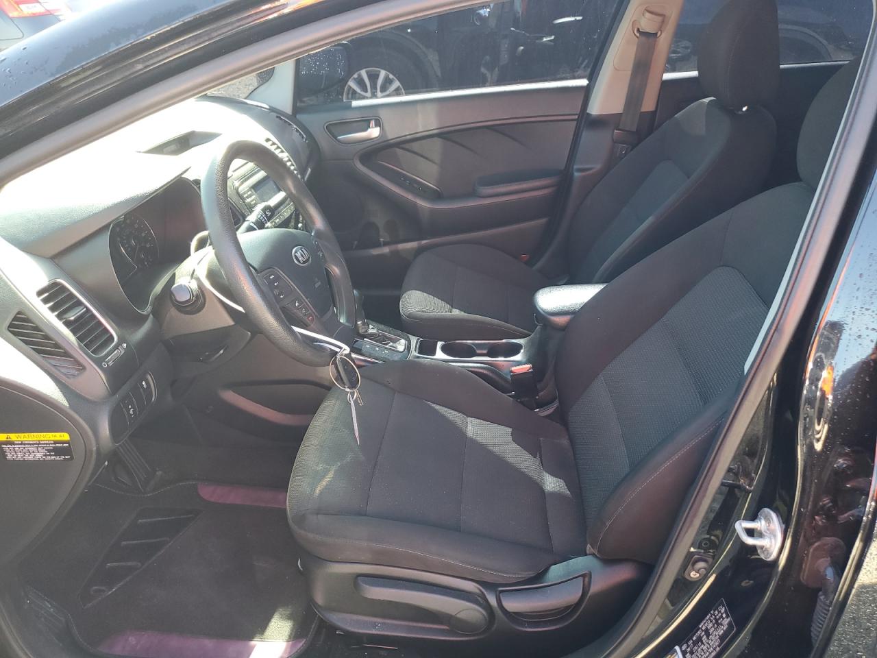 2017 Kia Forte Lx VIN: 3KPFK4A7XHE145623 Lot: 63626464