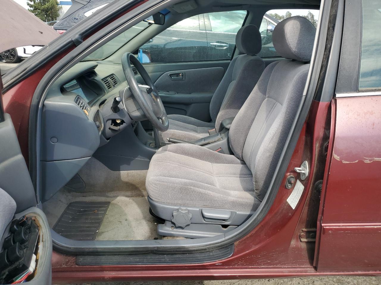 1999 Toyota Camry Ce VIN: 4T1BG22K8XU507483 Lot: 63338714