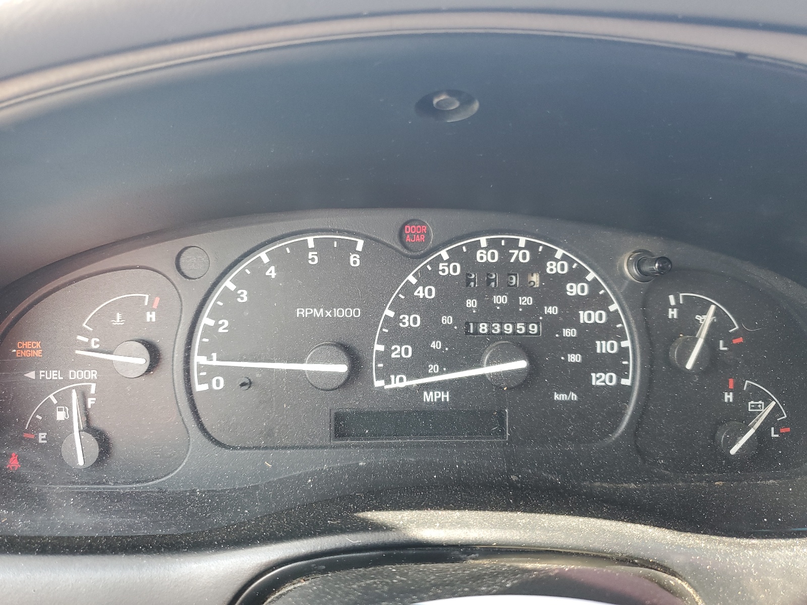 1FMYU22X8WUB90110 1998 Ford Explorer