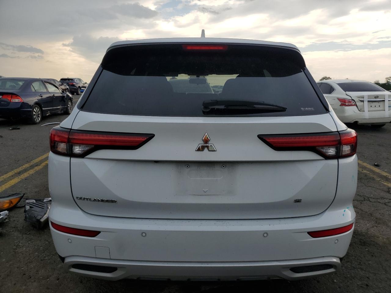 2022 Mitsubishi Outlander Se VIN: JA4J4UA89NZ024864 Lot: 62816584