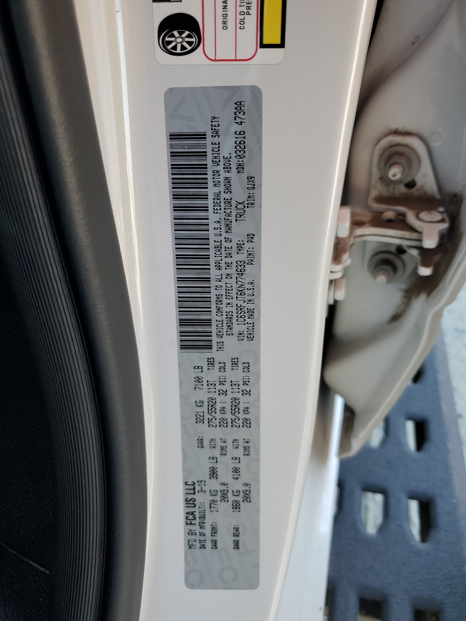 1C6SRFJT6KN774633 2019 Ram 1500 Laramie