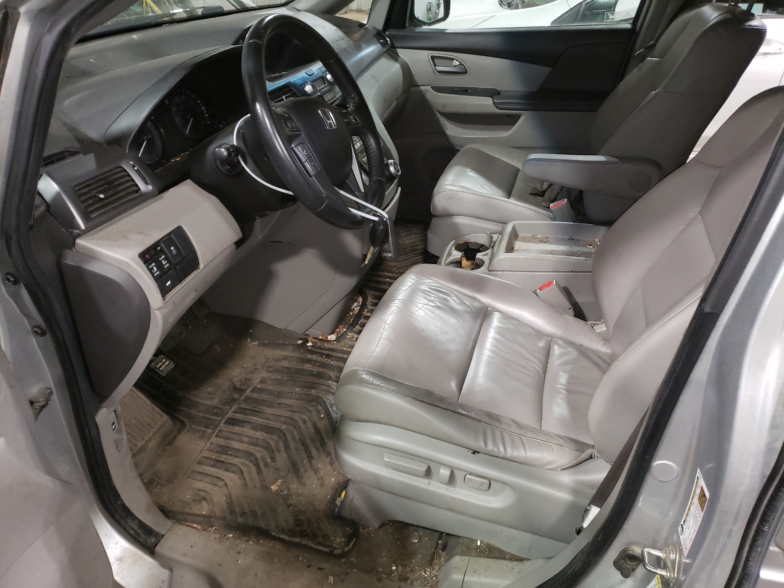 5FNRL5H60BB085589 2011 Honda Odyssey Exl
