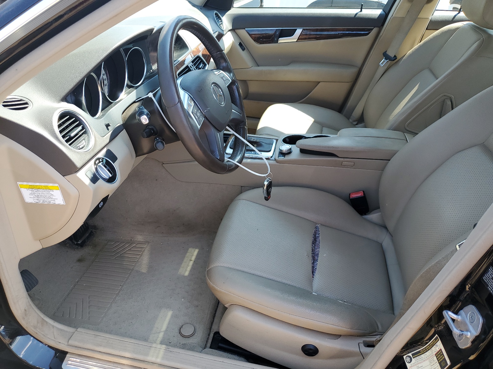 WDDGF8AB8DR240836 2013 Mercedes-Benz C 300 4Matic