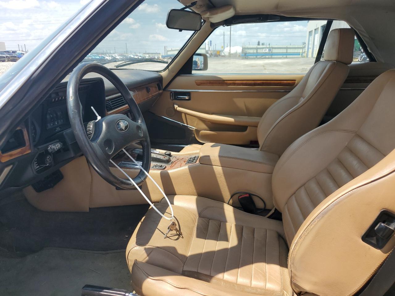 1989 Jaguar Xjs VIN: SAJNV4844KC158236 Lot: 63895574