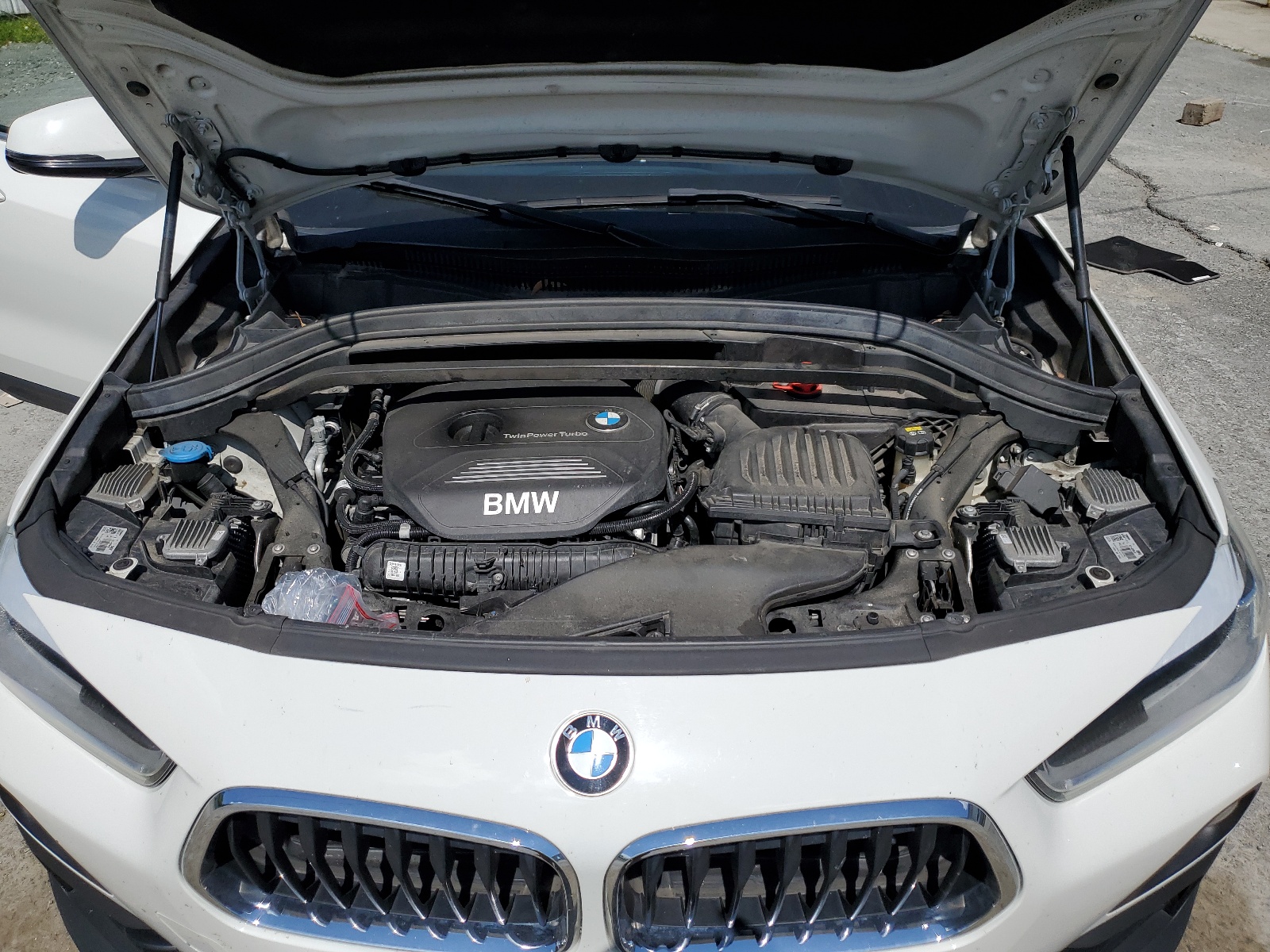 WBXYJ5C3XJEF73971 2018 BMW X2 xDrive28I